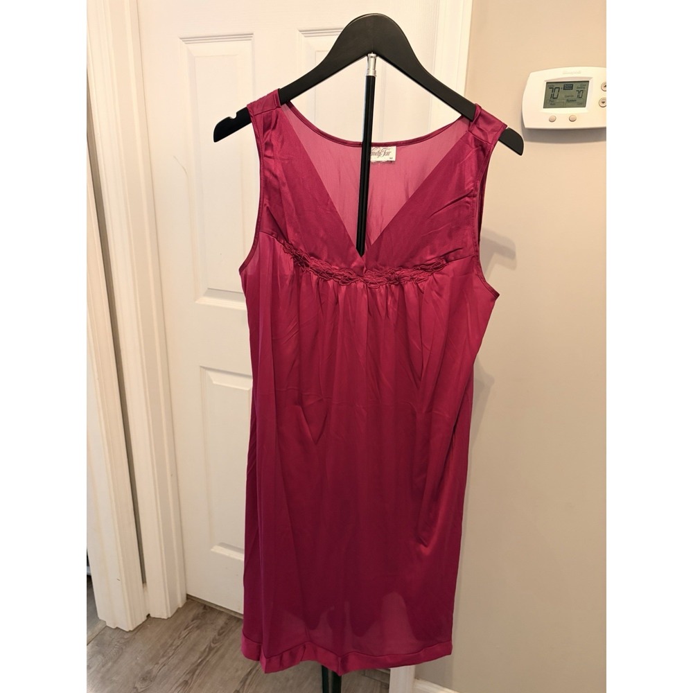 Vintage 80s Vanity Fair Nightgown Fuchsia Pink V Neck Sleeveless Lingerie EUC